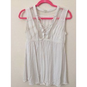 En Creme Lace Up Tunic Tank Size Small